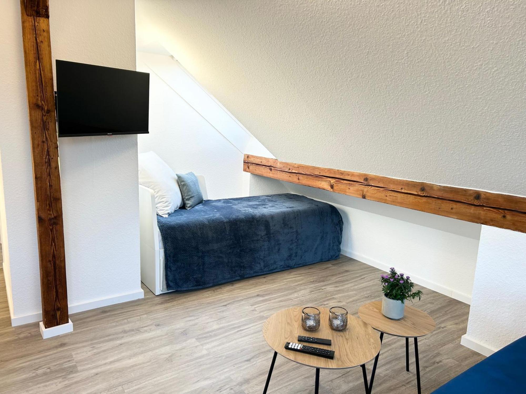 Apartment Lgh-moderne, Ruhige Wohnung, Naehe Zum Flughafen Und Autobahn, 24h-self-check-in, Vollausgestattet, Disneyplus, Waschmaschine *