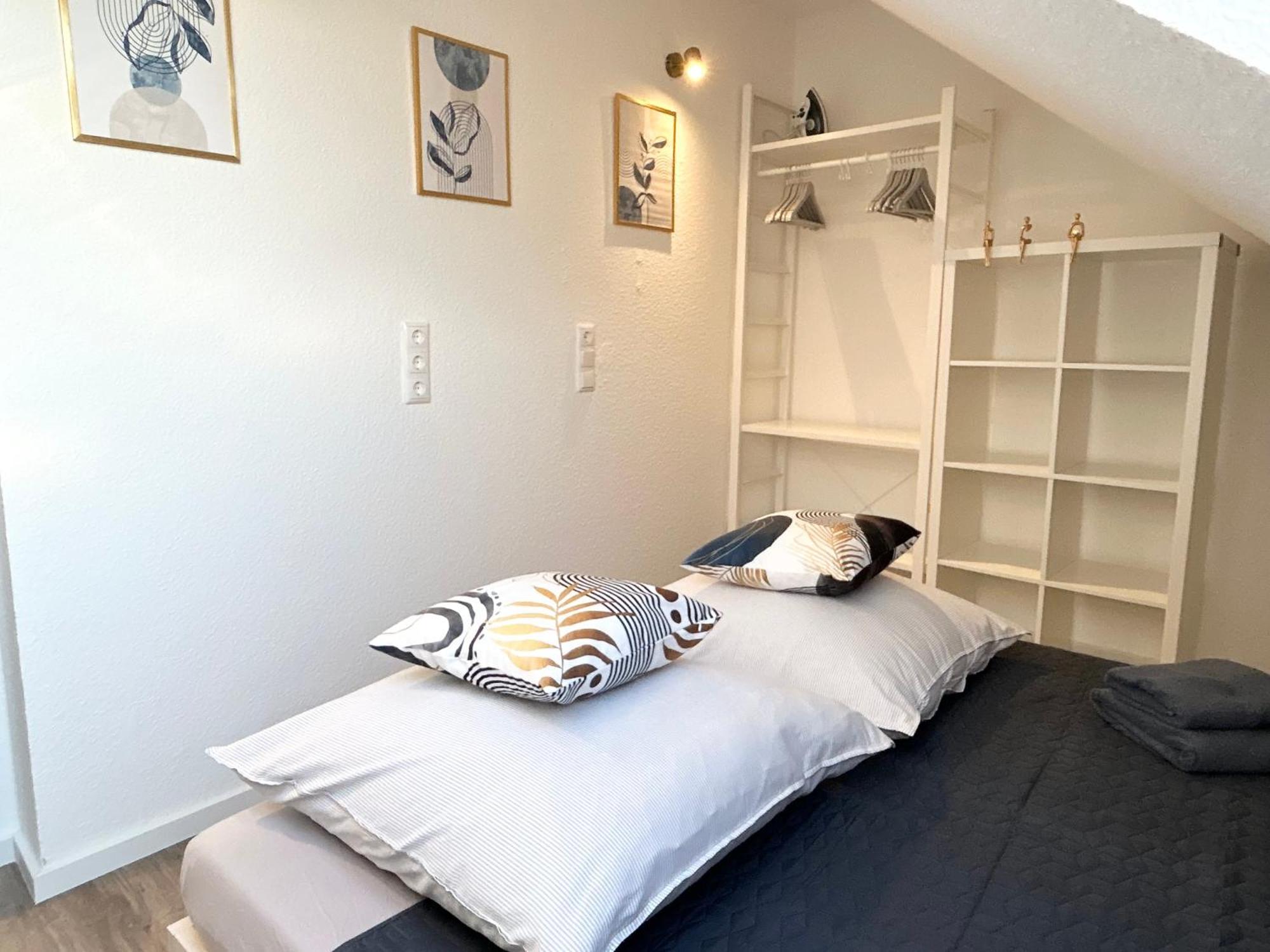 Lgh-moderne, Ruhige Wohnung, Naehe Zum Flughafen Und Autobahn, 24h-self-check-in, Vollausgestattet, Disneyplus, Waschmaschine Langenhagen (Hannover)