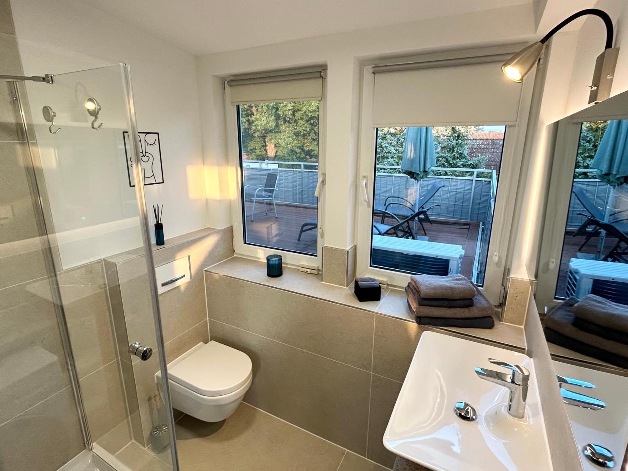 Lgh-moderne, Ruhige Wohnung, Naehe Zum Flughafen Und Autobahn, 24h-self-check-in, Vollausgestattet, Disneyplus, Waschmaschine Langenhagen (Hannover)